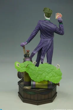Batman - The Joker (Super Powers) 1/4 Scale Maquette Statue