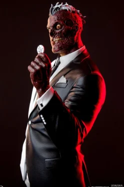 Batman - Two-Face 1/6th Scale Maquette Statue