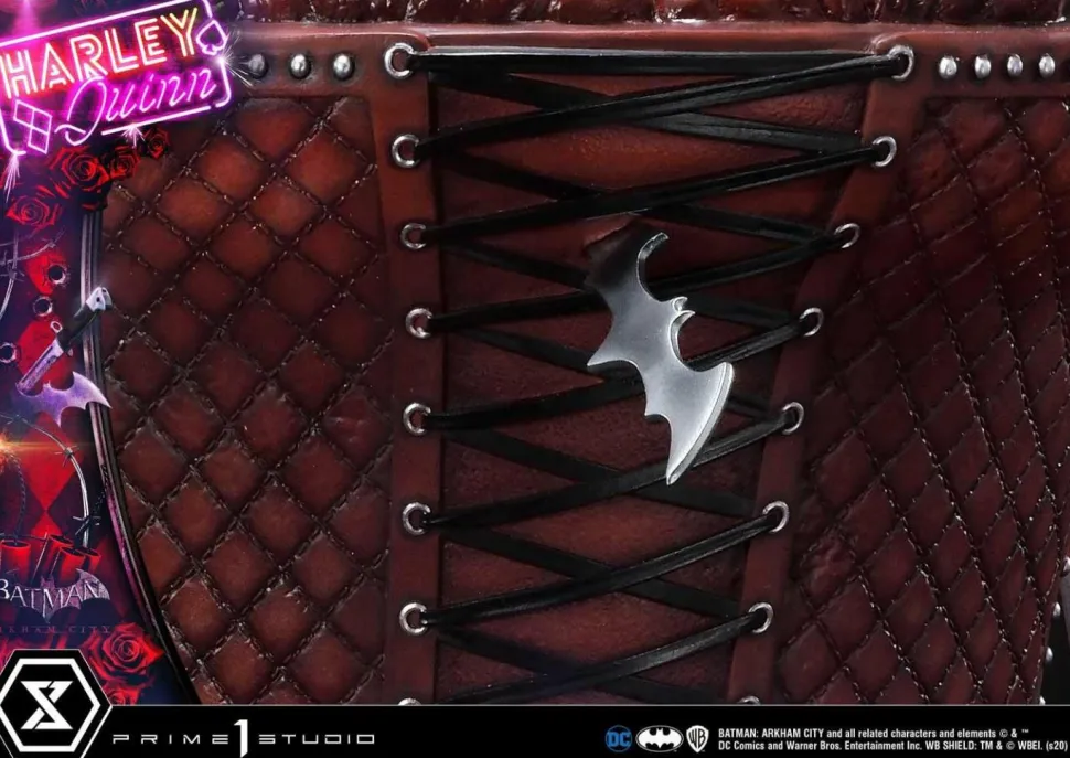Batman: Arkham City - Harley Quinn Deluxe 1/3 Scale Statue