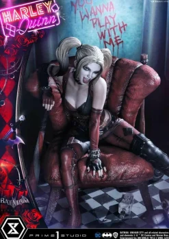 Batman: Arkham City - Harley Quinn 1/3 Scale Statue