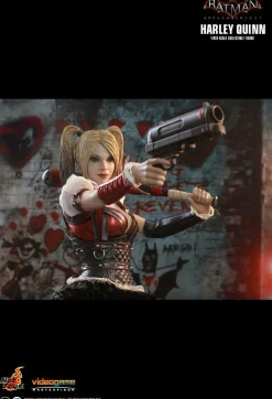 Batman: Arkham Knight - Harley Quinn 1/6th Scale Hot Toys Action Figure