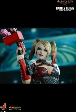 Batman: Arkham Knight - Harley Quinn 1/6th Scale Hot Toys Action Figure