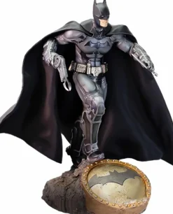 Batman: Arkham Origins - Batman Deluxe 12" Statue