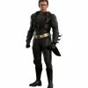 Batman Begins - Batman 1/6th Scale Hot Toys Action Figure