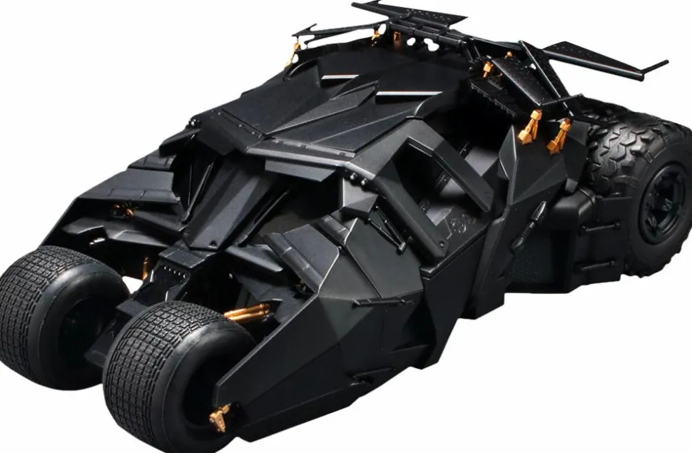 Batman Begins - Batmobile Tumbler 1/35th Scale Vehicle Replica Model Kit