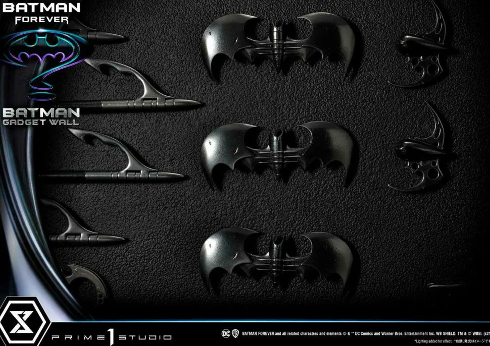 Batman Forever - Batman Gadget Wall 1/3 Scale Statue
