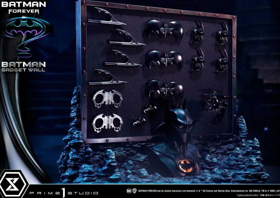 Batman Forever - Batman Gadget Wall 1/3 Scale Statue