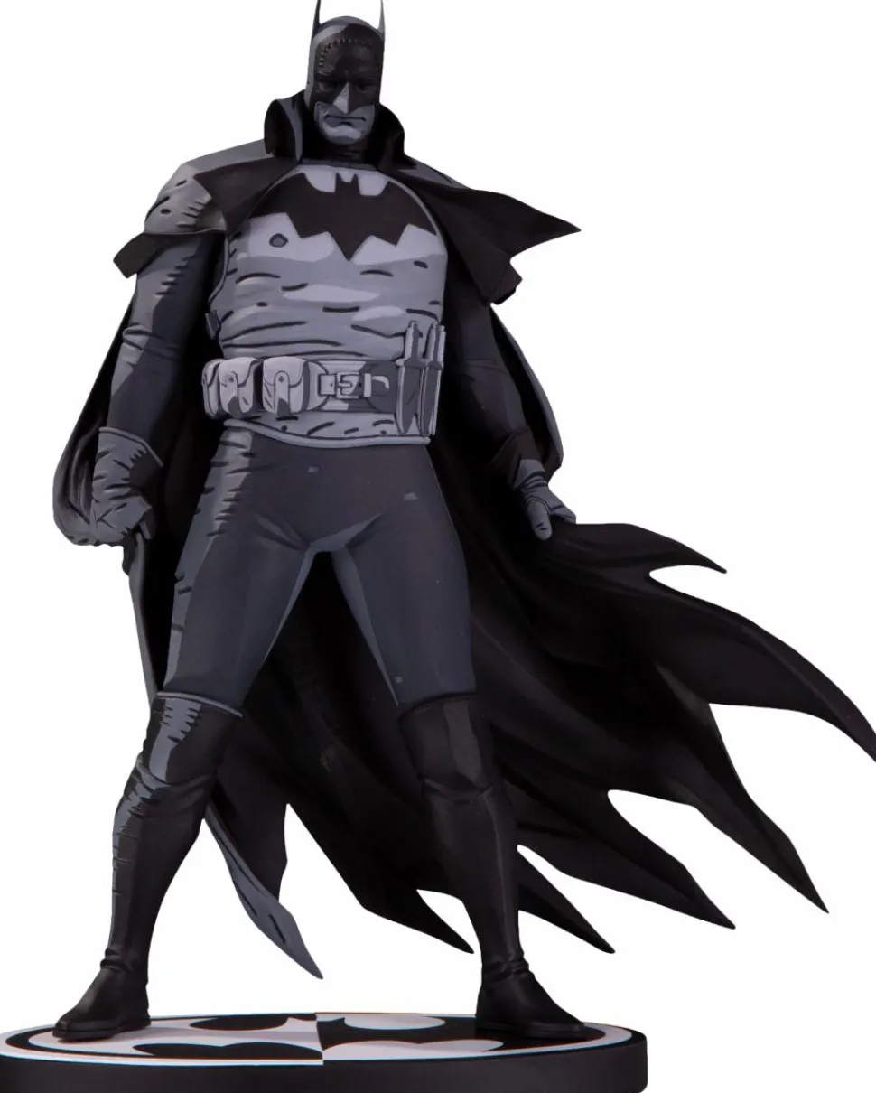 Batman: Gotham by Gaslight - Batman by Mike Mignola Black & White 1/10th Scale Statue