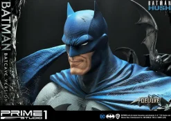 Batman: Hush - Batman Batcave Version Deluxe 1/3 Scale Statue
