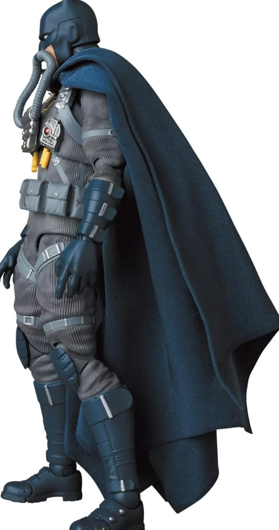 Batman: Hush - Stealth Jumper Batman MAFEX 1/12th Scale Action Figure