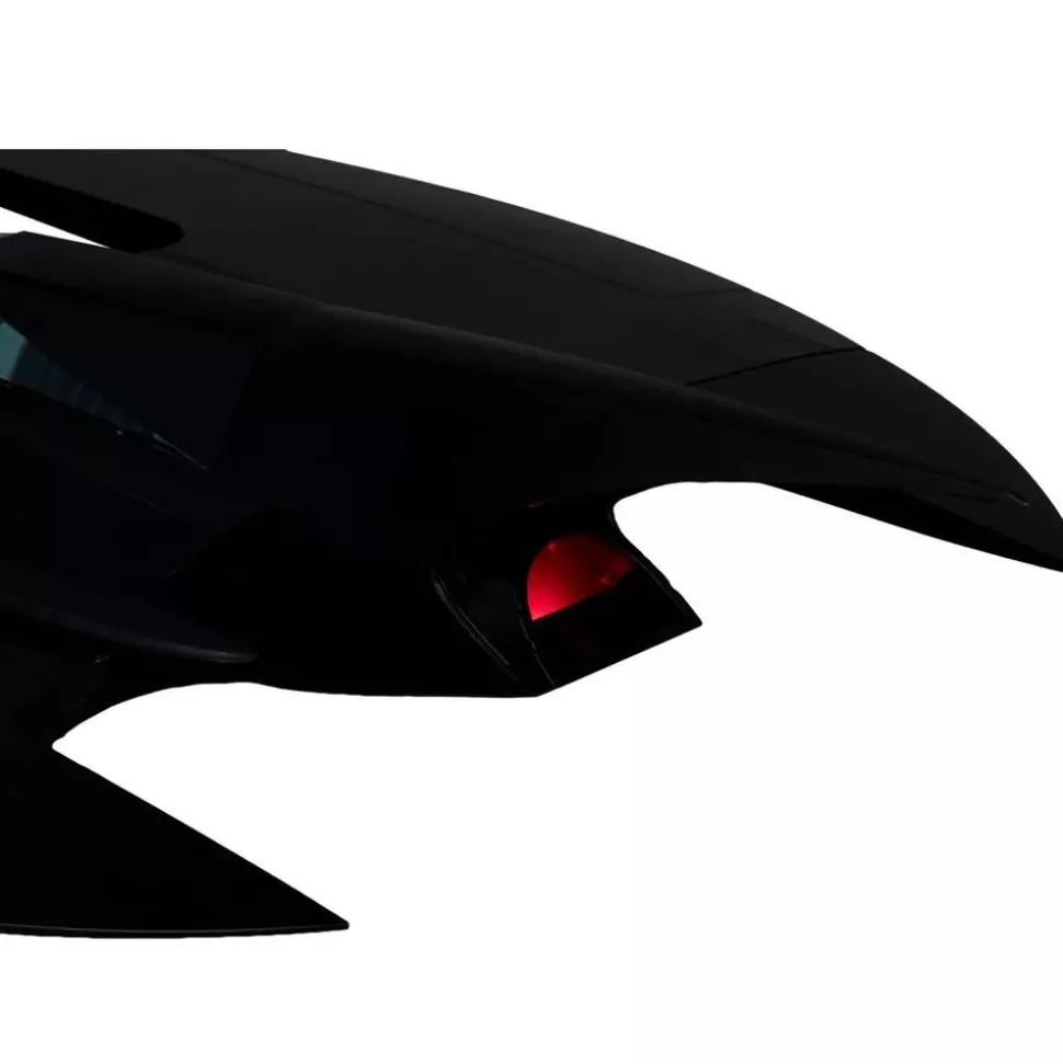 Batman: The Animated Series (1992) - Batwing 6" Scale Action Figure Vehicle