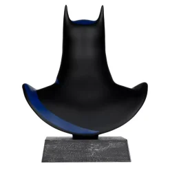 Batman: The Animated Series (1992) - Batman Cowl 1/3rd Scale Replica PVC Statue