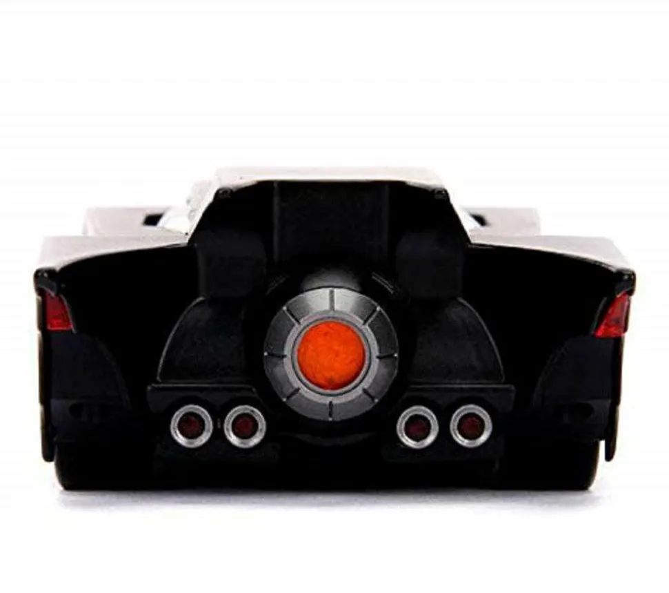 Batman: The Animated Series - Batman with Batmobile Hollywood Rides 1/24th Scale Die-Cast Vehicle Replica