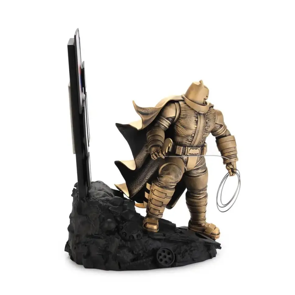 Batman: The Dark Knight Returns - Batman Limited Edition 11" Gilt Pewter Statue