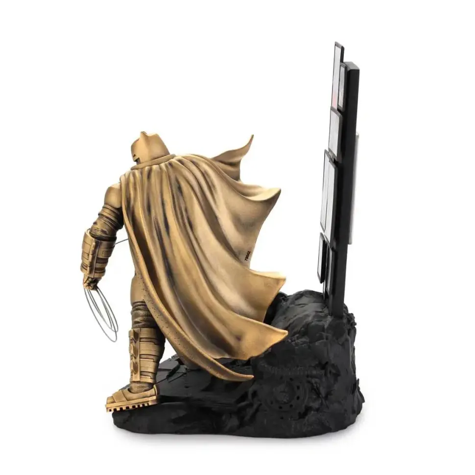 Batman: The Dark Knight Returns - Batman Limited Edition 11" Gilt Pewter Statue