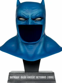 Batman: The Dark Knight Returns - Batman Cowl 1/3rd Scale Replica PVC Statue