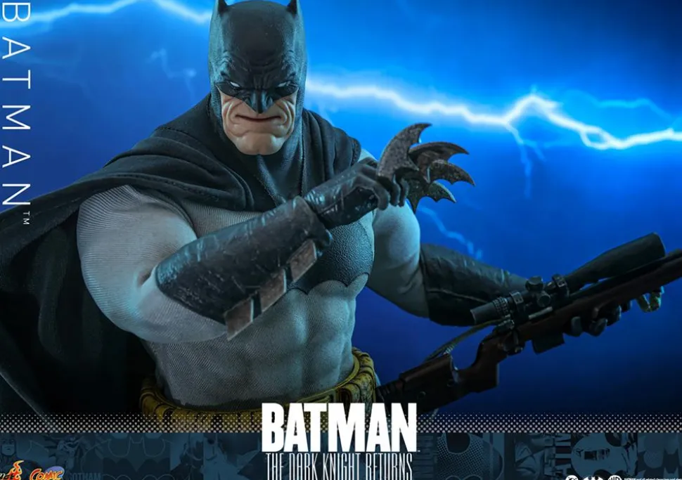 Batman: The Dark Knight Returns - Batman 1/6th Scale Hot Toys Action Figure
