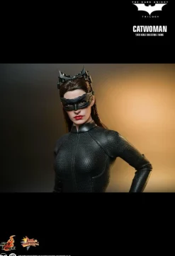 Batman: The Dark Knight Rises - Catwoman 1/6th Scale Hot Toys Action Figure