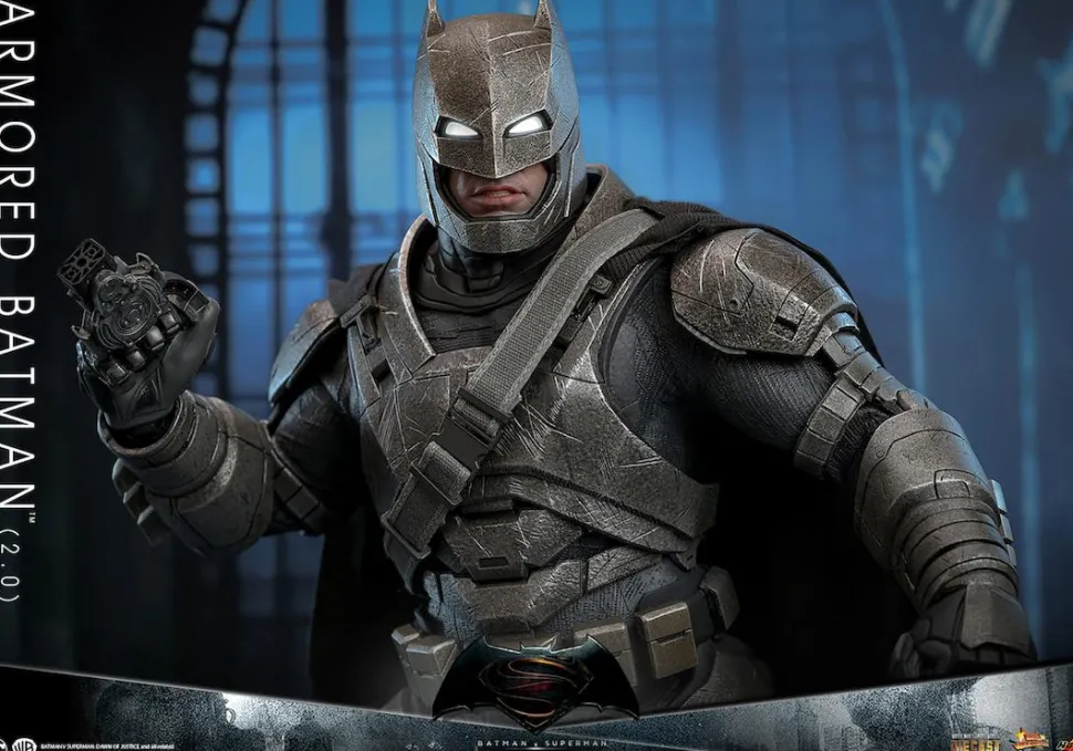 Batman v Superman: Dawn of Justice - Armored Batman (2.0) 1/6th Scale Die-Cast Hot Toys Action Figure