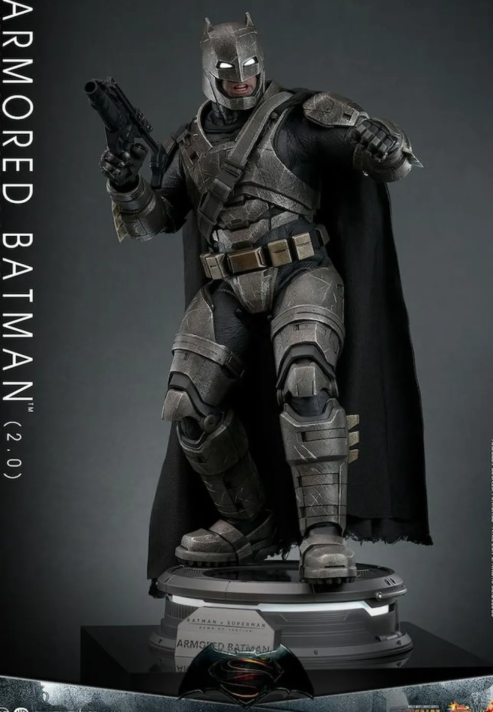Batman v Superman: Dawn of Justice - Armored Batman (2.0) 1/6th Scale Die-Cast Hot Toys Action Figure