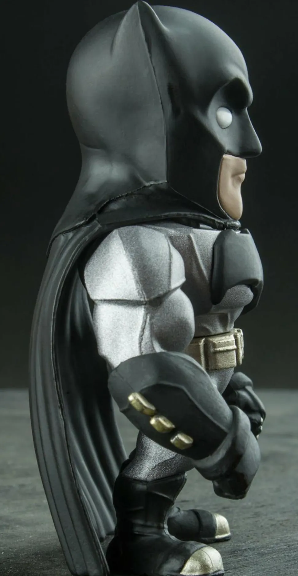 Batman vs Superman: Dawn of Justice - Batman Metals 4” Die-Cast Action Figure