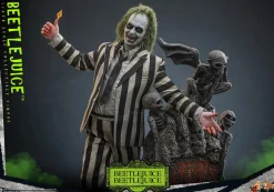 Beetlejuice Beetlejuice (2024) - Beetlejuice 1/6th Scale Hot Toys Action Figure