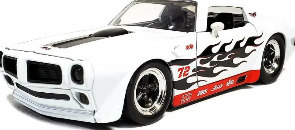 Big Time Muscle - Pontiac Firebird 1972 1/24th Scale Die-Cast Vehicle Replica