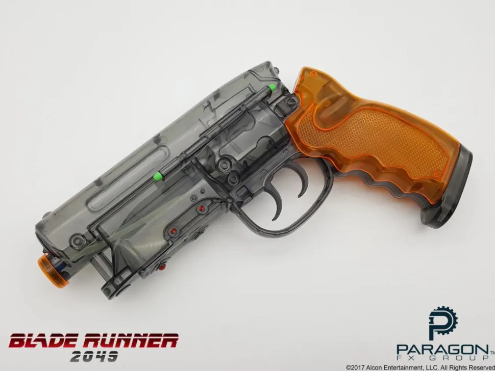 Blade Runner: 2049 - Deckard's Blaster Water Gun 1:1 Scale Life-Size Action Model