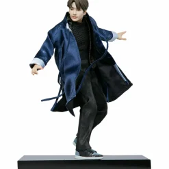 BTS - Jung Kook Deluxe 9” Statue