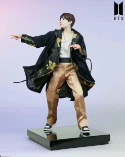 BTS - SUGA Deluxe 9” Statue