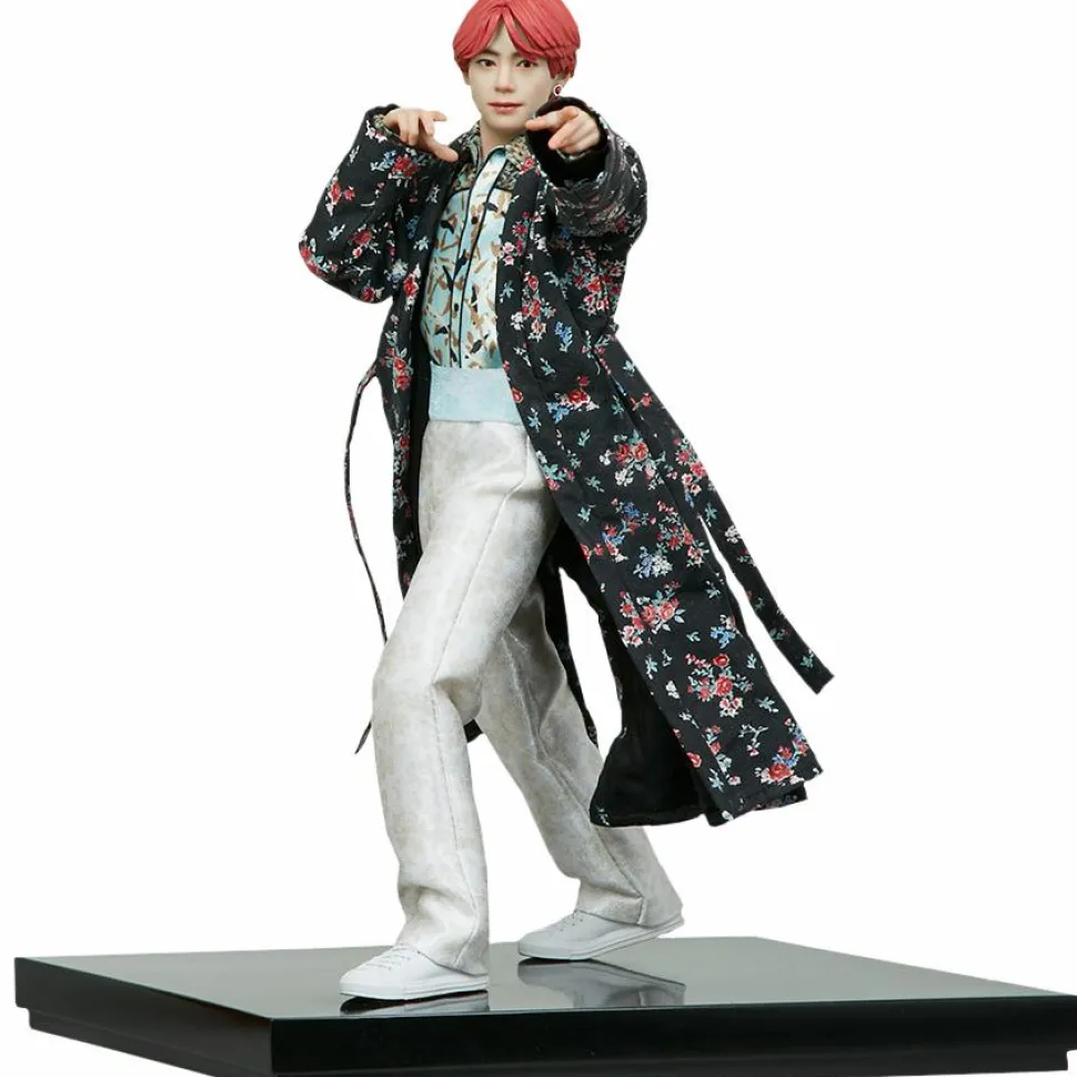 BTS - V Deluxe 9” Statue