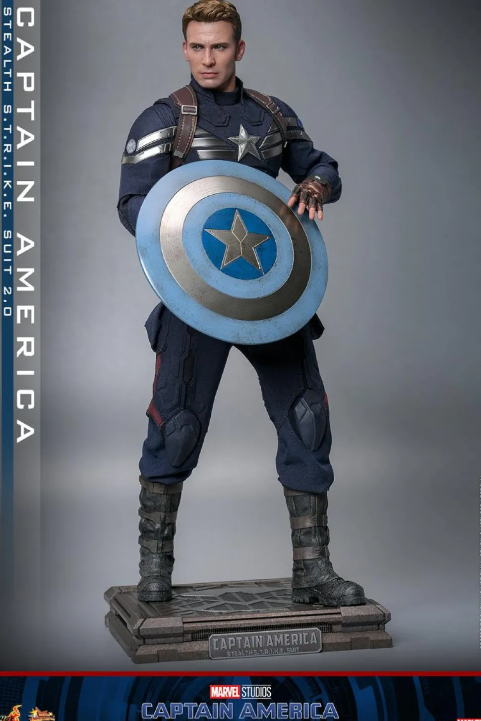 Captain America 2: The Winter Soldier - Captain America (Stealth S.T.R.I.K.E. Suit) 2.0 1/6th Hot Toys Action Figure