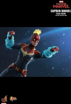 Captain Marvel (2019) - Captain Marvel Deluxe 1/6th Scale Hot Toys Action Figure (Int Sales Only)