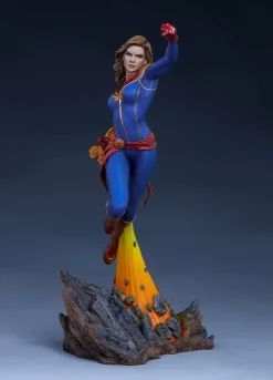 Captain Marvel - Captain Marvel 1/5th Scale Statue