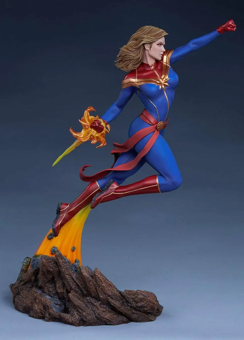 Captain Marvel - Captain Marvel 1/5th Scale Statue