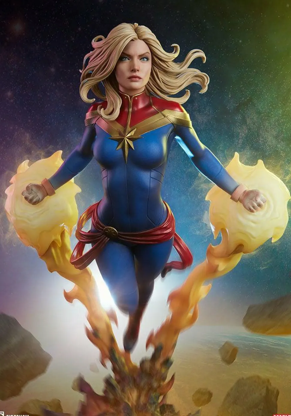 Captain Marvel - Captain Marvel Premium Format Statue