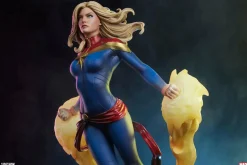 Captain Marvel - Captain Marvel Premium Format Statue