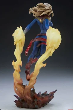 Captain Marvel - Captain Marvel Premium Format Statue