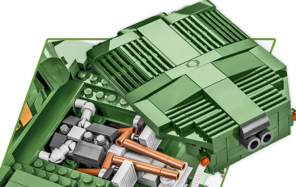 Cobi: World War II - M26 Pershing T26E3 Tank Construction Set (904 pieces)