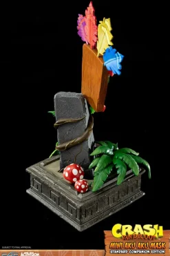 Crash Bandicoot - Aku Aku Mask 16” Statue