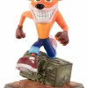 Crash Bandicoot - Crash Bandicoot Running 10” Statue