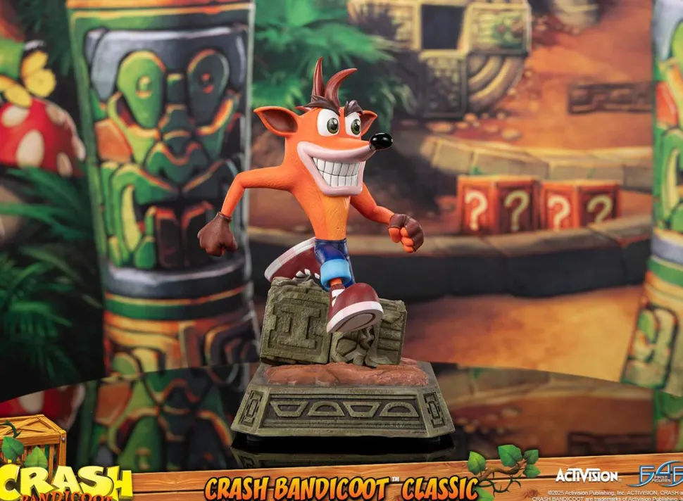 Crash Bandicoot - Crash Bandicoot Running 10” Statue