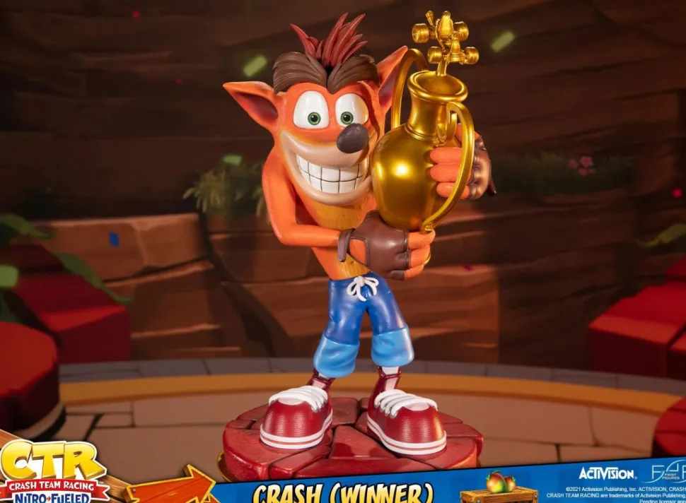 Crash Team Racing: Nitro Fueled - Crash Bandicoot with Trophy 18” Statue