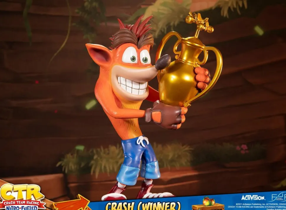 Crash Team Racing: Nitro Fueled - Crash Bandicoot with Trophy 18” Statue