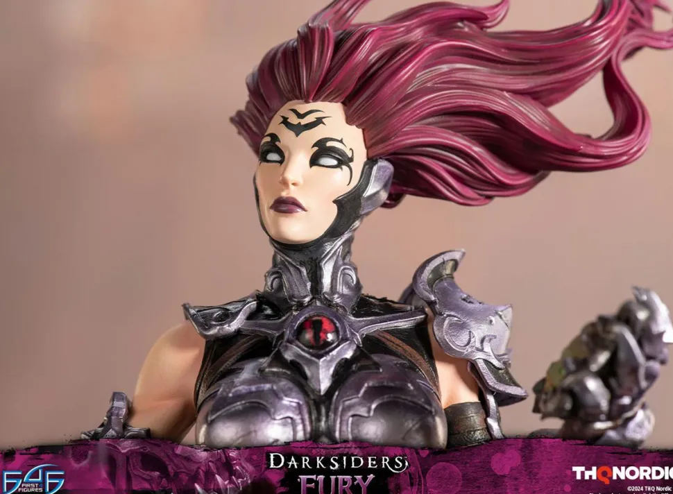 Darksiders - Fury 17" Statue