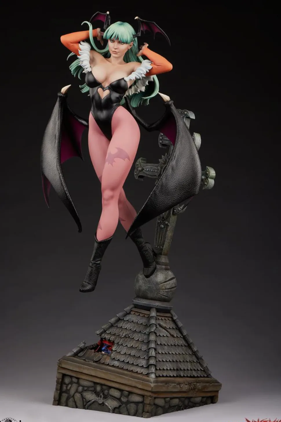 Darkstalkers - Morrigan 1/3 Scale Statue