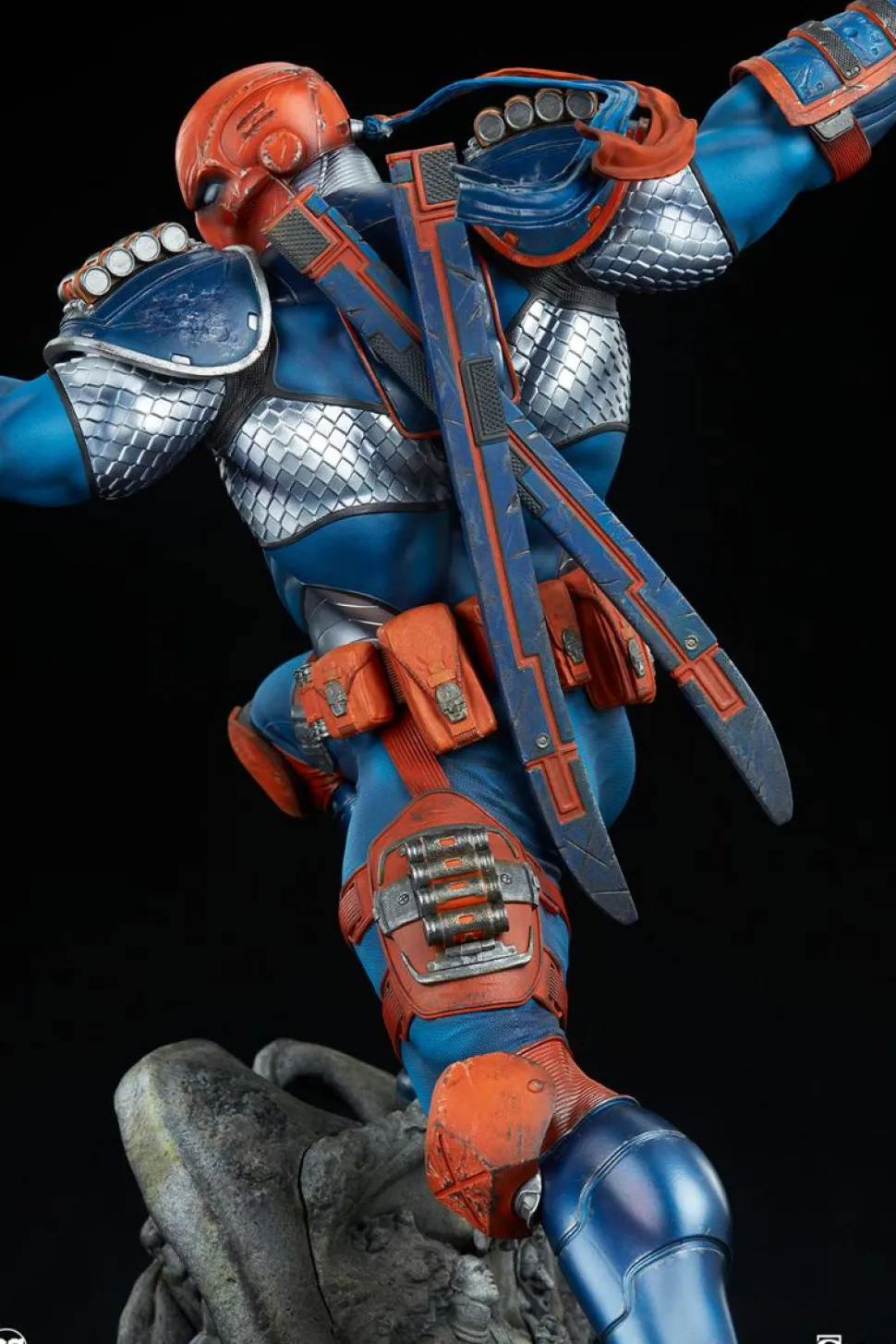 DC Comics - Deathstroke Premium Format Statue