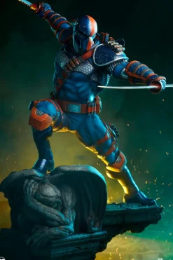DC Comics - Deathstroke Premium Format Statue