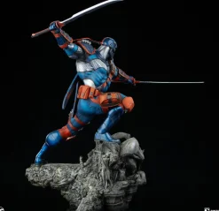DC Comics - Deathstroke Premium Format Statue