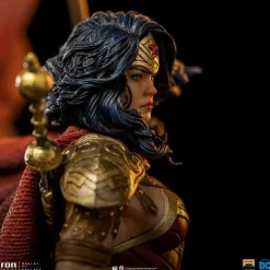 DC Comics - Wonder Woman Unleashed 1/10th Scale Statue
